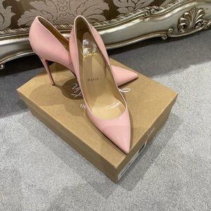 Christian louboutin baby pink heels size 37 uk 4